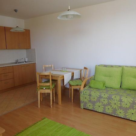 Jade Apartment Hegykő Exteriör bild